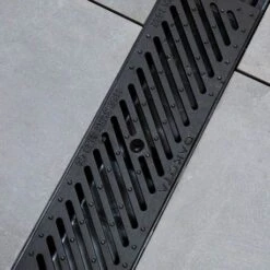 Grille En Fonte Anti-talon - Caniveaux Premium Et Standard 130 Classe C250